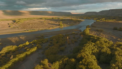 Gorgeous-aerial-wide-shot-of-the-Chimehuin-river-in-Argentina