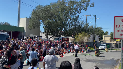 Huge-Crowd-at-the-end-of-a-fire-and-safety-demonstration-on-fire-and-smoke-alarms-put-on-by-Temple-Terrace-Fire-Department-Open-House