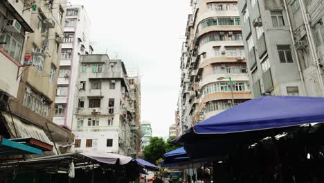 Straßenatmosphäre-In-Märkten-Und-Gebäuden-In-Hongkong