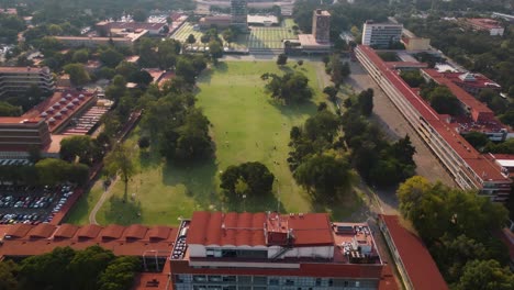 Hyperlapse-drone-view-of-the-central-campus-of-UNAM,-Mexico-City-25-october-2022
