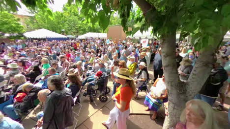 Crowded-audience-at-city-fair-in-Santa-Fe