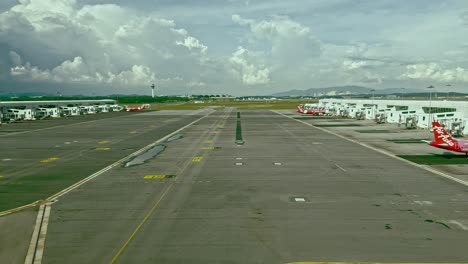 Carga-De-Lapso-De-Tiempo-En-El-Aeropuerto-De-Incheon-Kuala-Lumpur
