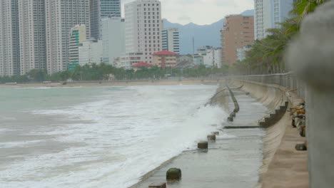 Beach-waves-hit-to-the-coast