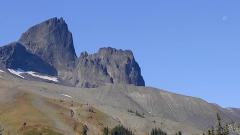 Volcanic-Mountain-Black-Tusk-On-A-Sunny-Day-In-Garibaldi-Provincial-Park,-British-Columbia,-Canada
