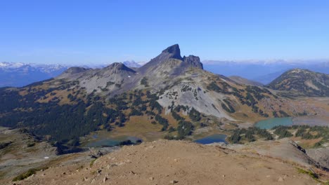 View-Of-The-Black-Tusk-From-Panorama-Ridge-At-The-Garibaldi-Provincial-Park-In-British-Columbia,-Canada