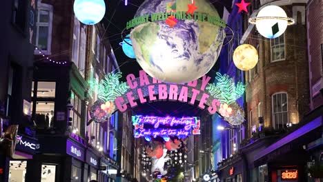 Carnaby-Celebra-La-Navidad-En-2022,-Londres,-Reino-Unido