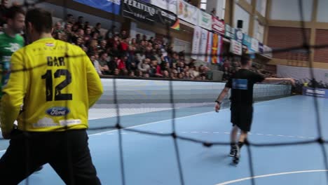 Handballspiel,-Mann,-Seeha,-Europa,-Torhüter-Schütze-Das-Ziel-Vor-Strafe