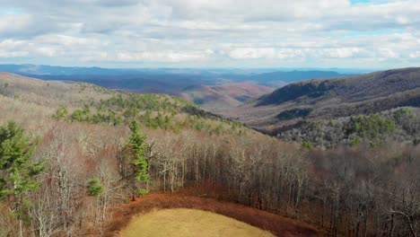 4K-Aerial-Drone-Video-of-Lost-Cove-Cliffs-on-Blue-Ridge-Parkway-near-Linville,-NC