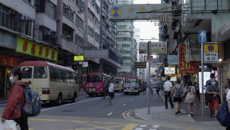 Lebensszenen-Der-Marktstraße-Und-Einer-Reihe-Von-Ständen-In-Hong-Kong