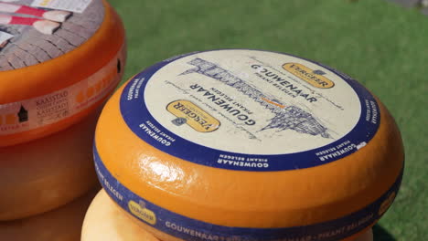 Variety-Of-Cheese-On-Sale-At-The-Gouda-Cheese-Market-In-The-Netherlands