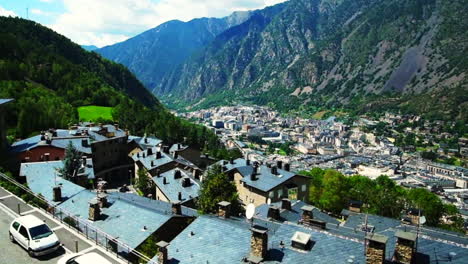Andorra-La-Vella-Dörfer-Zwischen-Den-Bergen