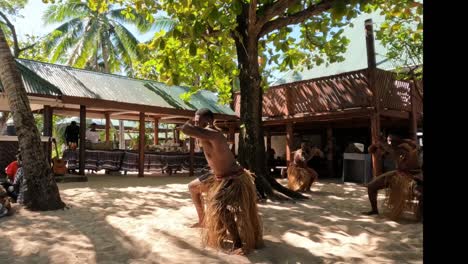 Lokale-Tänzer-Auf-Fidschi