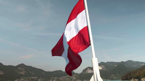 Flagge-Österreichs-Weht-Im-Wind,-Zeitlupe