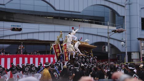 Celebration-at-Kishiwada-Matsuri-as-Festival-Races-Through-Town