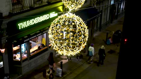 Christmas-Lights-Outside-Of-The-Thunderbird,-London,-United-Kingdom