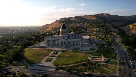 Aerial-View-Of-Utah-State-Capitol-Building-on-Capital-Hill,-Salt-Lake-City-United-States-Usa,-Panoramic-View-of-Historic-Building-Overlooking-Downtown,-Landmark-and-Cityscape