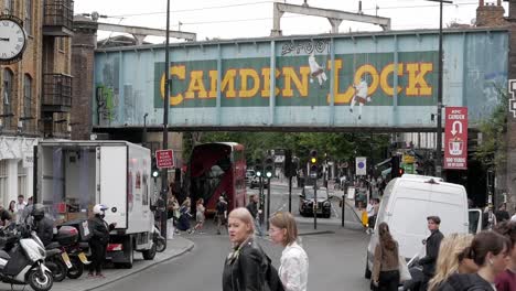 Iconic-railway-bridge,-Camden-Lock-bridge-over-Chalk-Farm-road