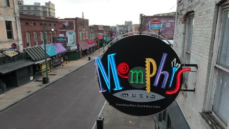 Icónico-Cartel-De-Música-De-Memphis-En-Beale-Street