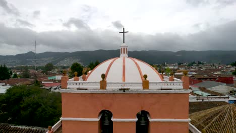 Ascending-Shot-Of-Arco-Del-Carmen-In-San-Cristobal-De-Las-Casas-Mexico
