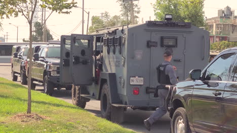''Rescue-One''-armored-truck-and-a-police-officer-from-PRP