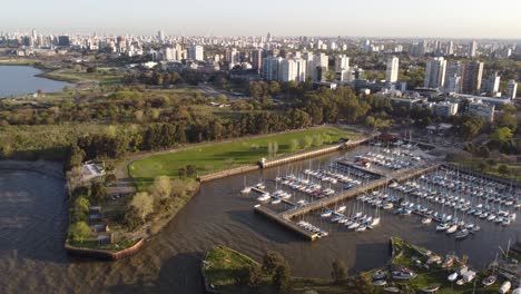 Yacht-Club-Olivos-marina-in-Buenos-Aires-with-skyline-and-cityscape-in-background