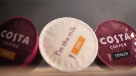Costa-Kaffee--Und-Milch-Einzelportionskapseln