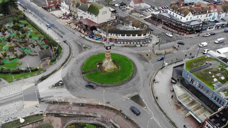The-clocktower-roundabout-next-to-the-Skegness-seafront,-UK