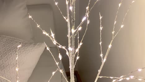 Weihnachten-Weißer-Künstlicher-Baum-Nahaufnahme