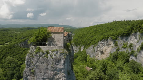 Katskhi-monastery-on-top-of-rock-pillar-above-Georgian-countryside