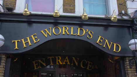 Entrance-Of-The-World's-End-Pub,-Traditional-Corner-Pub-Along-Camden-High-Street-In-Camden-Town,-London,-UK
