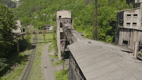 Abandoned-mining-factory-freight-railway-station-and-tracks,-Chiatura
