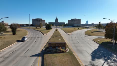 Parque-Del-Capitolio-Estatal-En-La-Ciudad-De-Oklahoma