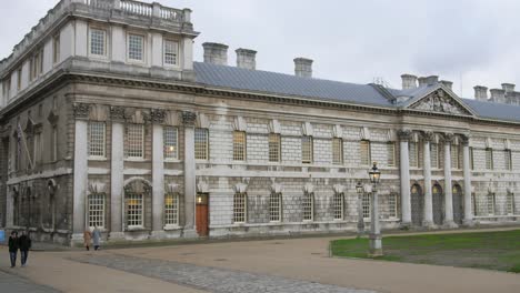 Antigua-Arquitectura-Del-Colegio-Naval-Real---Sitio-Del-Patrimonio-Mundial-En-Greenwich,-Londres,-Inglaterra,-Reino-Unido