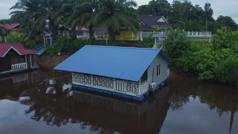 Casas-Flotantes-En-Rompin-Pahang-Malasia