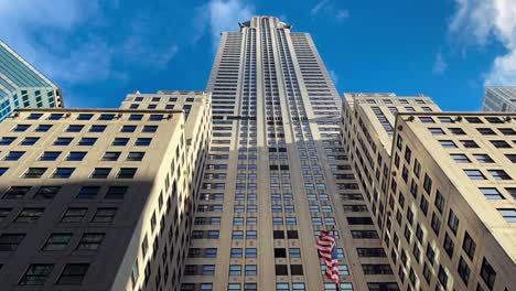 Street-view-looking-up-at-the-Chrysler-Building-Building-in-Manhattan,-New-York-City---time-lapse