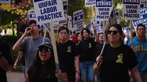 A-Large-Crowd-of-UC-Academic-Workers-Marching-and-Holding-Signs-on-UCLA's-Campus-for-the-Strike