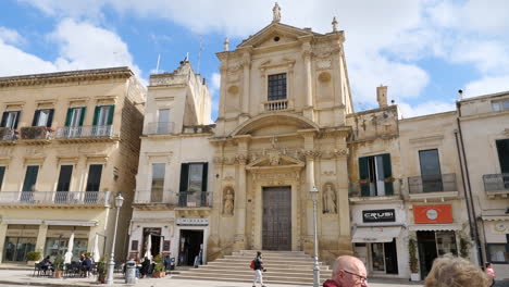 Iglesia-De-Santa-María-De-La-Gracia-En-Lecce,-Italia