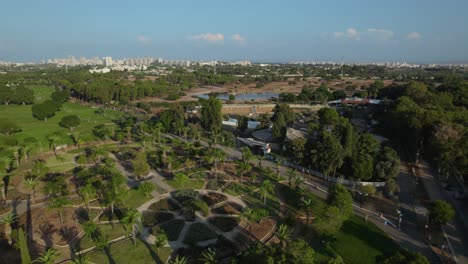 Slow-drone-movement-over-safari-Ramat-Gan-from-the-National-Park-#001