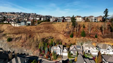 Fly-Over-Luxury-Town-Houses-In-Residential-Districts-In-Abbotsford-Sumas-Mountain,-BC-Canada