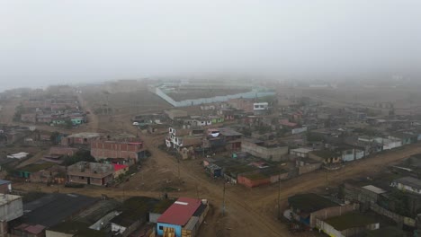 Drone-shot-of-houses-in-a-crowded-poor-neighborhood-in-Peru