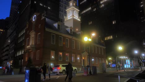 Night-View-Of-The-Old-State-House-In-Boston,-Massachusetts,-USA