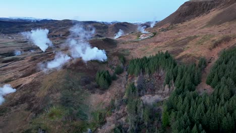 Steam-Rising-From-Hot-Springs-In-Hverir-Geothermal-Valley-In-Hveragerdi,-South-Iceland