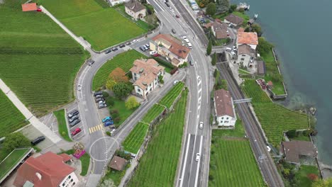 Straßenkreuzung-In-Den-Weinbergen-Von-Lavaux-Neben-Dem-Genfer-See,-Schweiz