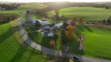 Family-farm-in-rural-USA-during-autumn