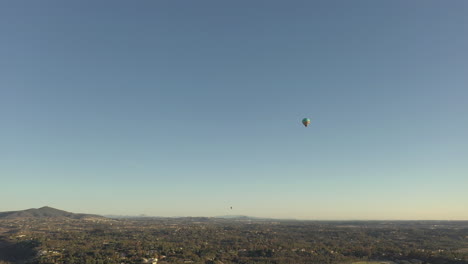 Hot-air-balloons-flying-over-San-Diego-County