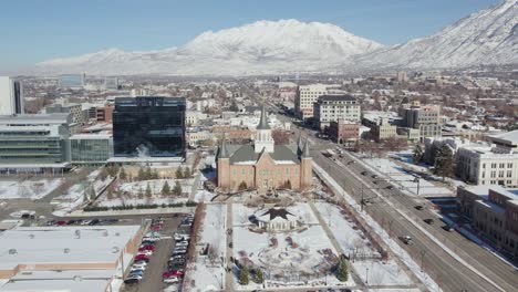 Provo-city-center-Mormon-tabernacle-temple-church-in-winter-snow,-Utah