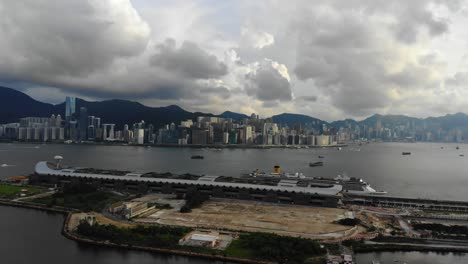Drone-shot-of-Hong-Kong-skyline
