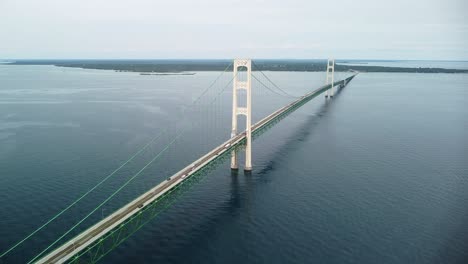 Aerial-Mackinac-Bridge-Michigan-Ascent-and-Fly-out