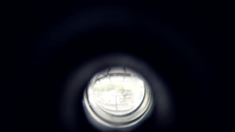 Spy-hole-in-the-hotel-room-door
