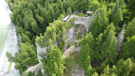 Arch-Rock-Mackinac-Island-Aerial-Ascent